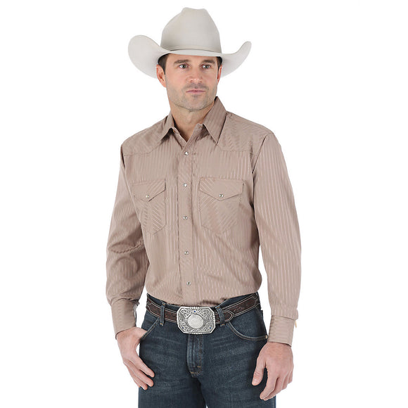 Wrangler® Western Long Sleeve Snap Dobby Shirt (Dark Tan)